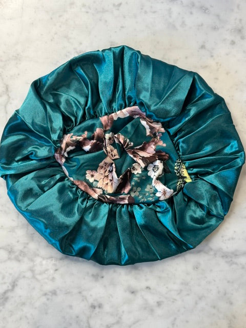 The Stephanie I. Sparkle Kids' Wide Band Bonnet